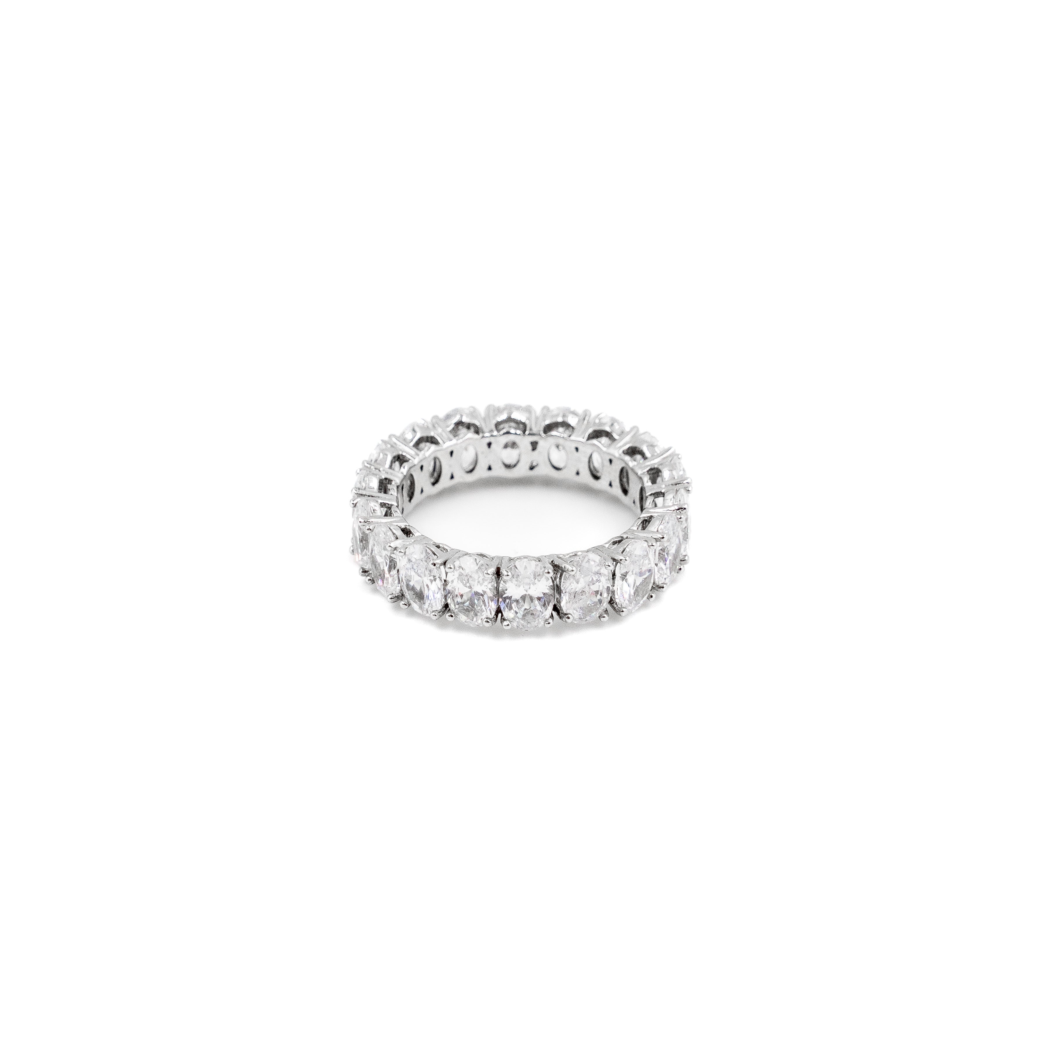 Oval Eternity Band in 925 silver jewelry with diamonds.
Close-up of fully adorned Oval Eternity Band in sterling silver.
Oval Diamond Eternity Band for unisex jewelry collections.
Elegant Oval Eternity Band with lab-grown diamonds.