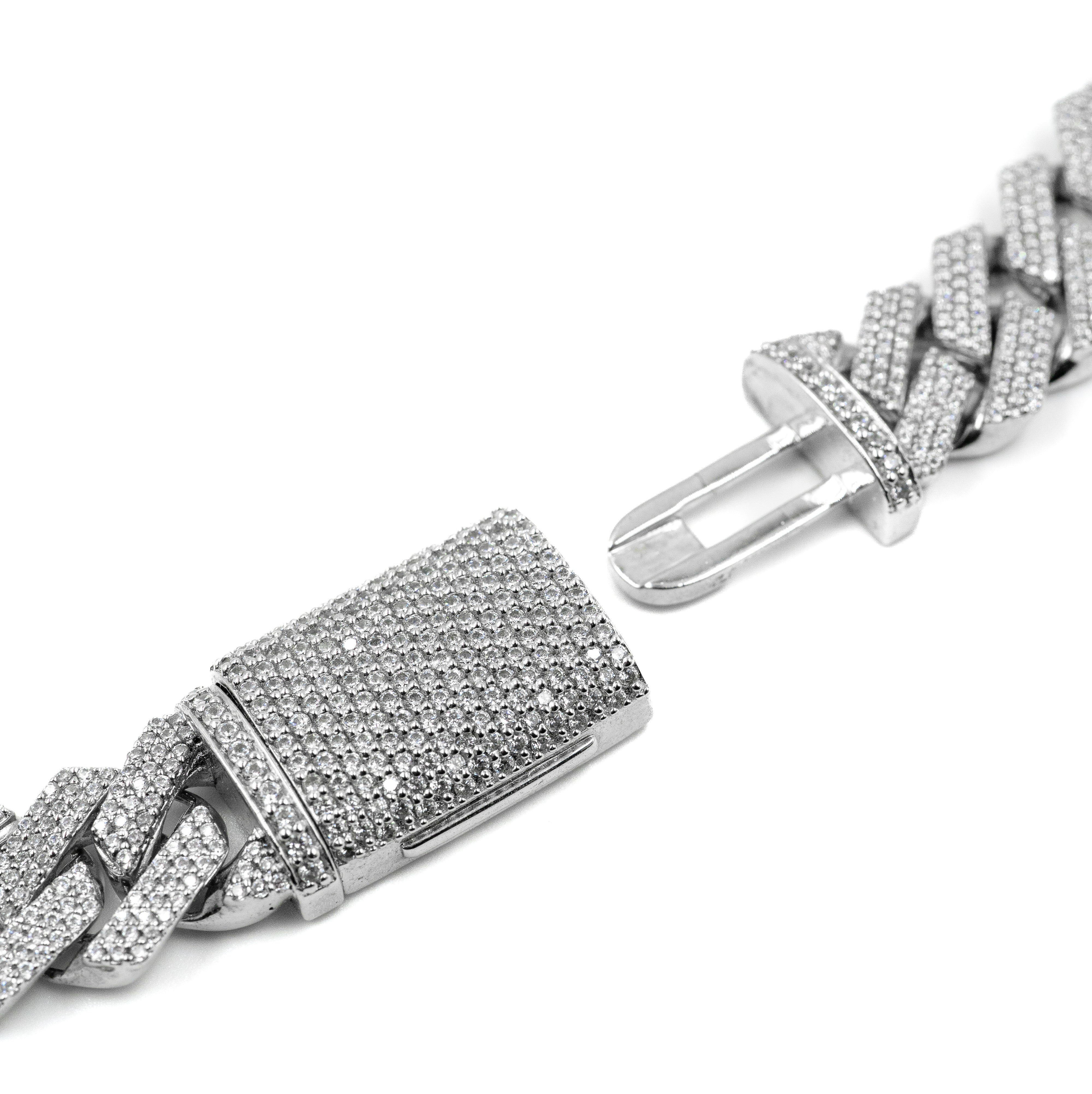 men’s jewelry and women’s jewelry