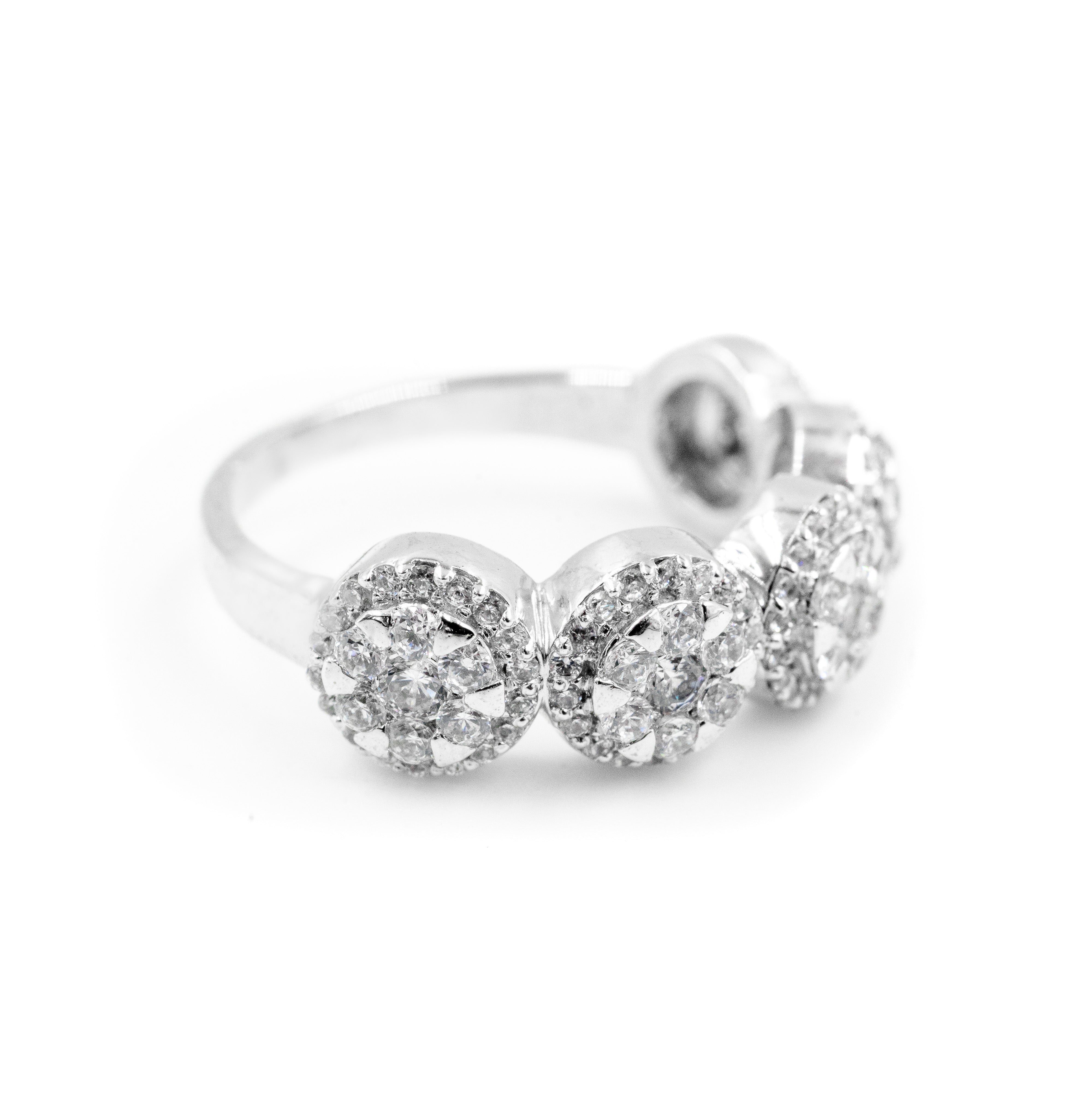 925 silver jewelry
men’s jewelry
women’s jewelry
diamond jewelry
lab-grown diamond jewelry
ice jewelry
hip hop jewelry
silver jewelry
buy jewelry online
halo ring
dainty halo ring
silver rings India
minimalist jewelry for women
silver ring for men and women
diamond halo ring online India