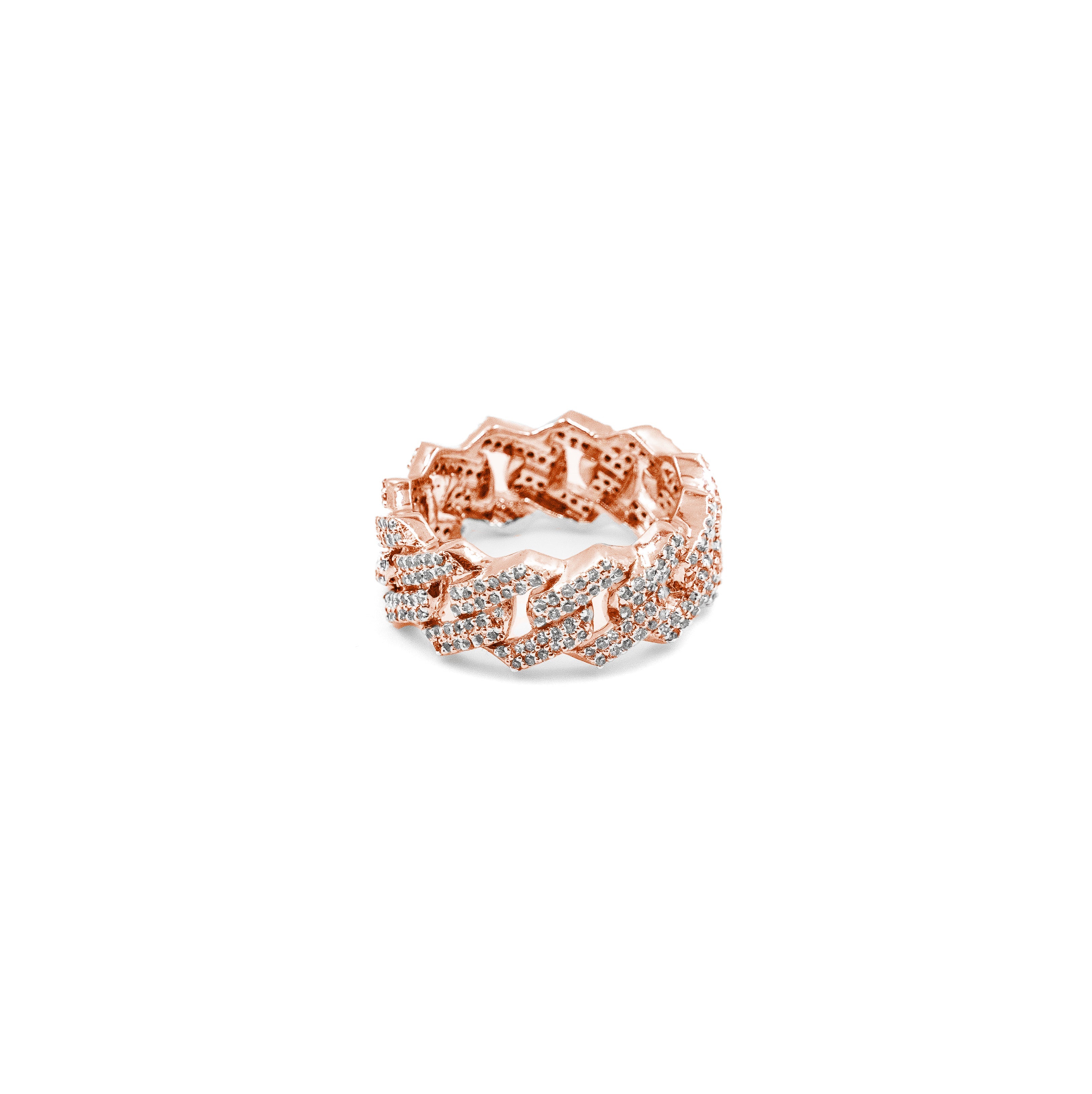 Miami Cuban Band for everyday or party vibes.
Close-up of silver Cuban Band with hip hop vibes.
Minimalist Miami Cuban Band with diamond sparkle.
925 silver jewelry with classic Cuban link design.
Cuban Band with lab-grown diamonds for a sustainable style.