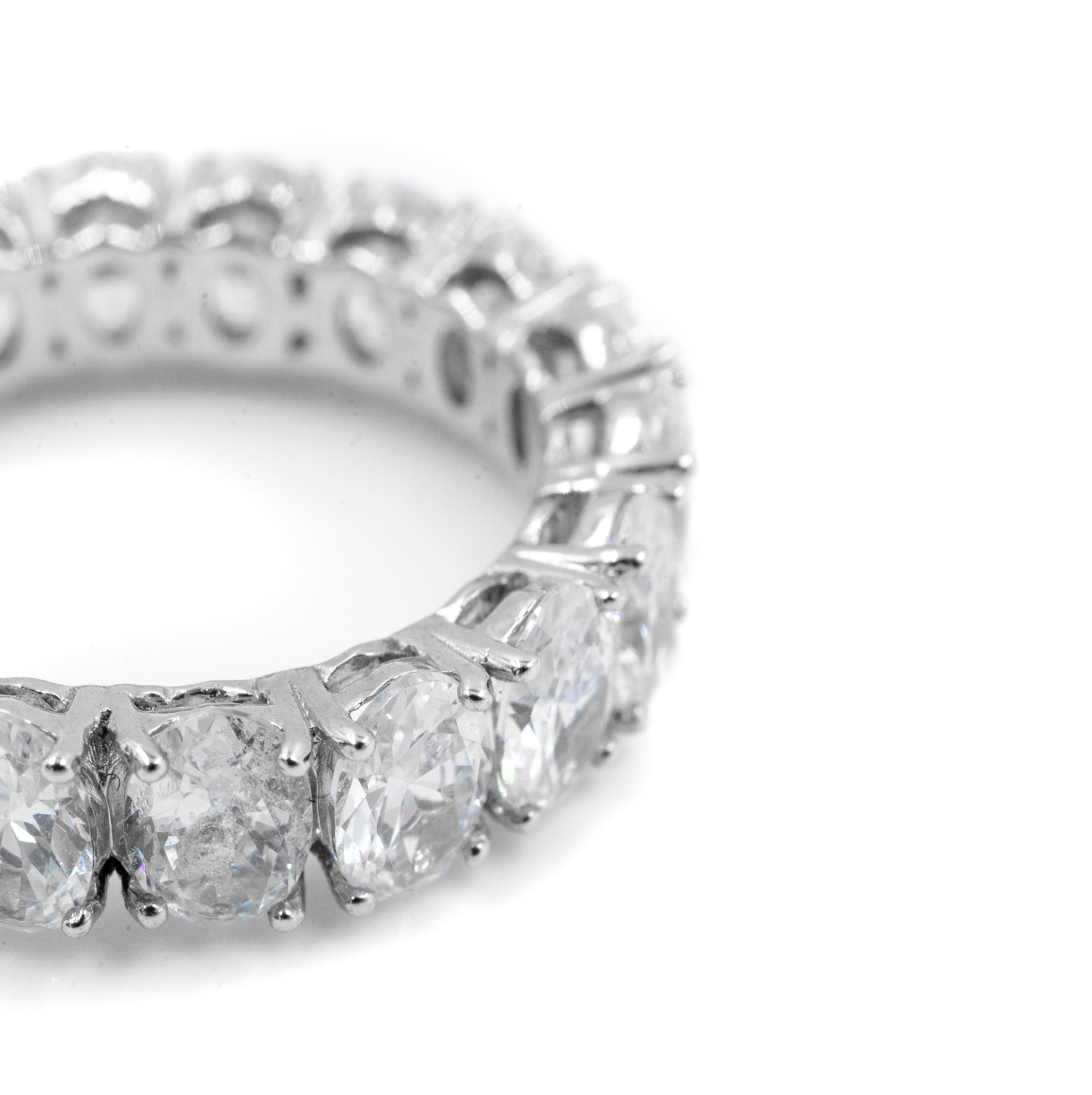 Sparkling Oval Eternity Band for men’s jewelry collection.
Premium silver Oval Eternity Band with CZ stones.
Iced-out Oval Eternity Band for hip-hop jewelry lovers.
Sterling silver Oval Eternity Band with oval-cut diamonds.