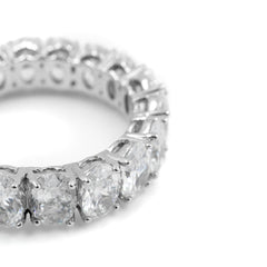 Sparkling Oval Eternity Band for men’s jewelry collection.
Premium silver Oval Eternity Band with CZ stones.
Iced-out Oval Eternity Band for hip-hop jewelry lovers.
Sterling silver Oval Eternity Band with oval-cut diamonds.